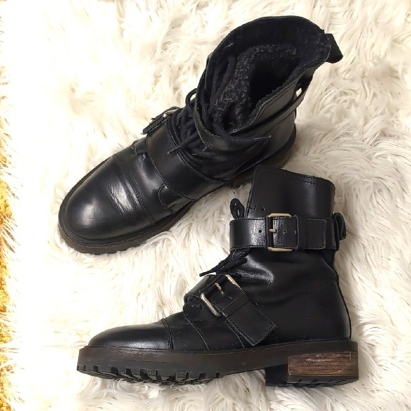 Zara Black Combat Boots with Rugged Design and Adjustable Fit - Picture 3 of 9